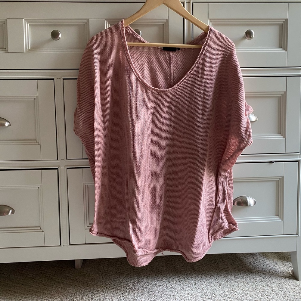 pink urban outfitters shrug top